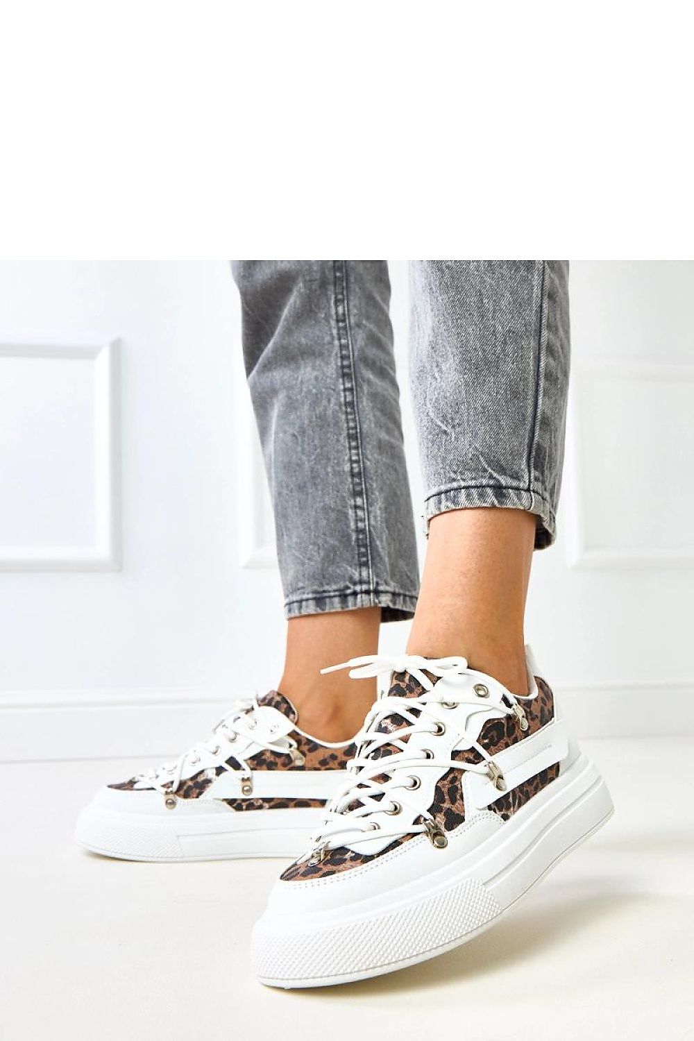  Sport Shoes model 218365 Solea 